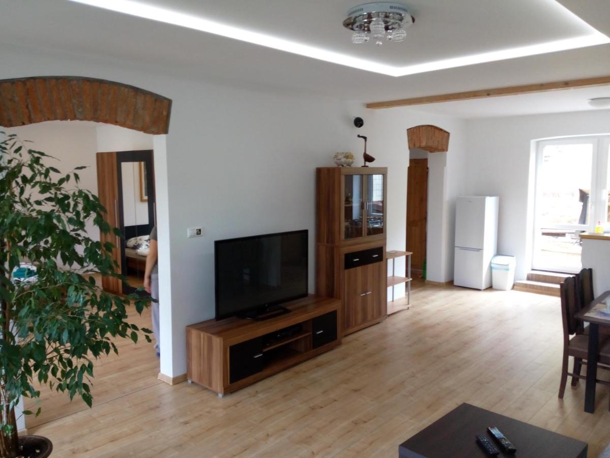 יאסימוב Apartman Albreit 1 מראה חיצוני תמונה